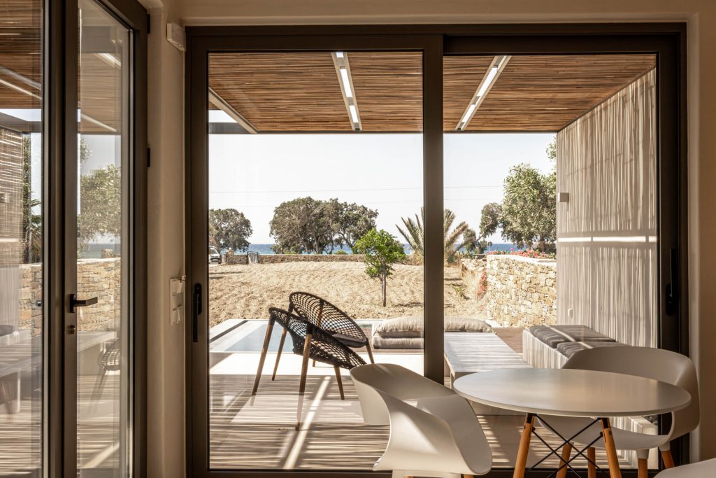 yenesis-tinos-seaside-suites-private-pool-elite-62